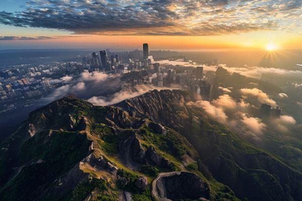 龙首山攻略：周末徒步登顶，俯瞰城市绝美风景